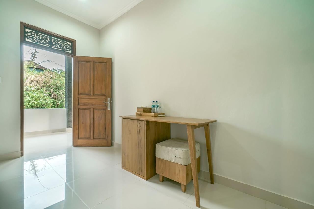 Esty House Hotel Ubud Exterior foto