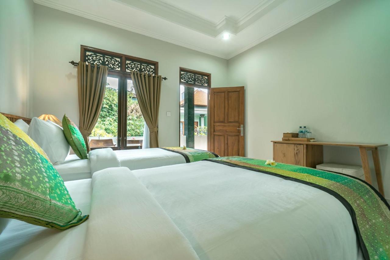 Esty House Hotel Ubud Exterior foto